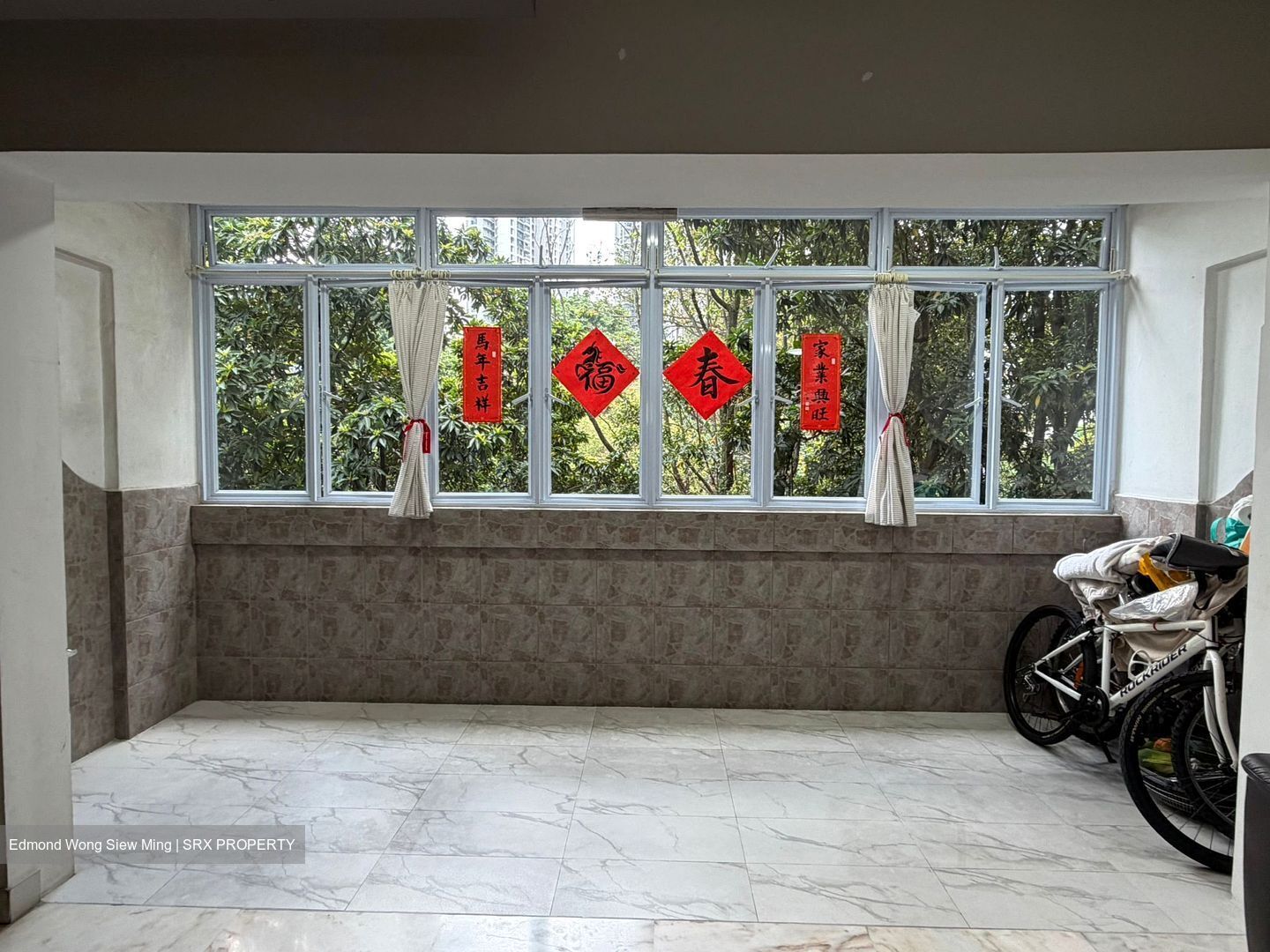 Blk 201 Clementi Avenue 6 (Clementi), HDB Executive #537743391